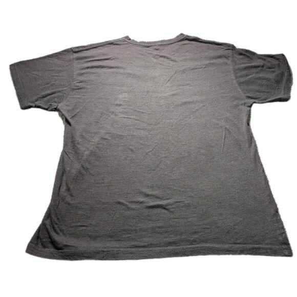 Wisconsin Badgers Shirt Mens Large Gray Logo Graphic Tee Athletic Top - Picture 4 of 5